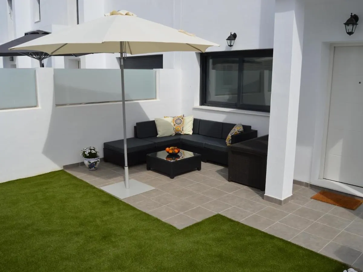 Mangos Scandinavian Living Нерха